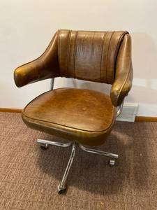 Vintage Rolling Office Chair