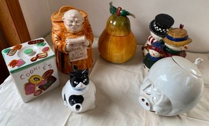Lot of Assorted Cookie Jars, Cat Pitcher