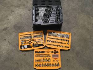 lot 10 image: GEARWRENCH  14 in. and 38 in. Drive 90-Tooth Standard and Deep SAEMetric Mechanics Tool Set in 3-Drawer Storage Box (232-Piece) Customer Returns See Pictures