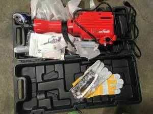 lot 30 image: 2200 Electric Demolition Jak Hammer Chisel Bit by XtremePower Us  Customer Returns See Pictures
