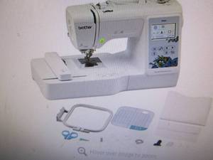 Brother 4 x 4 Embroidery Machine ...