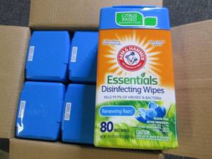 case of 6 arm and hammer essentials...