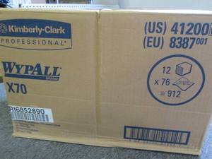 case of wypalls x70 12x76912 wipes...