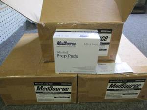 3 cases of alcohol prep pads 2000 p...