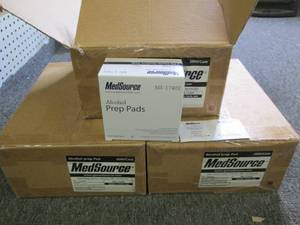 3 cases of alcohol prep pads 2000 p...