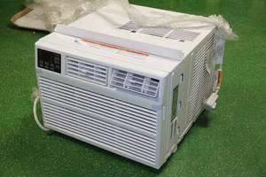 Whirlpool 12,000 BTU Window Air Conditioner with Dehumidifier