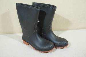 Kids Black Rubber Rain Boots -Size 4