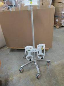 MRI Conditional IVDeluxe Equipment ...