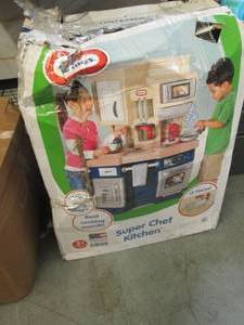 Little Tikes Super Chef Kitchen...