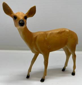 lot 93 image: Vintage Breyer Doe Deer Plastic Figurine