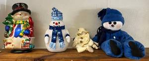 lot 113 image: Shelf Full Of Vintage Misc. Christmas Dcor