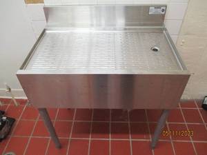 Stainless steel prep or dishwasher drying drain
