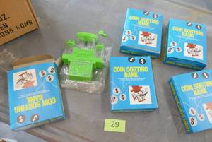 lot 29 image: 5 Coin Sorting Banks - new
