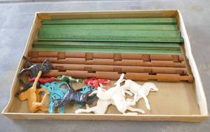 lot 38 image: 1930s Lincoln Logs 2L set