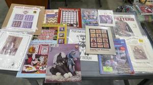 lot 50 image: Group of Quilting pattern books and 2 Double Wedding Ring Template