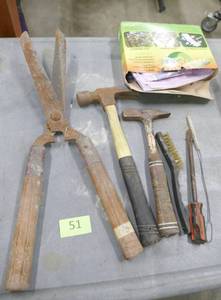 lot 51 image: Misc tools and lawn leaf bags that are biodegradable