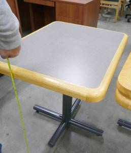 lot 53 image: Nice condition small table 30 wide 24 long 29 high