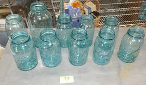 lot 73 image: 10 Nice vintage and antique Quart size blue Ball mason jars - Includes 3 that are dated 1910-1923