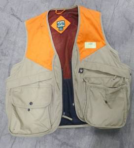 lot 106 image: Gander Mtn hunting vest Mens Small