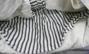 lot 124 image: Queen size Toile Blackwhite stripe bedspread