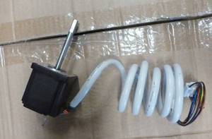 lot 165 image: 4 New Moons DC Brushless motor 42BLC30L2-40