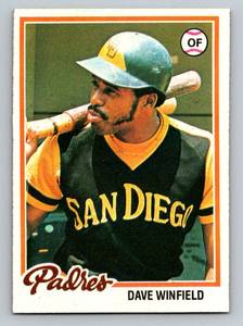 lot 52 image: Dave Winfield 2 Card Lot - 1978 and 1979 Topps Baseball