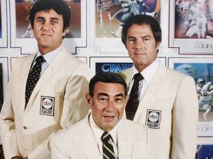 lot 4 image: WW Awesome Sportscasting HOF Greats Don Meridith  Howard Cosell  Frank Gifford Authentic Autographs LK
