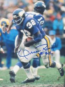 lot 156 image: Former Minnesota Vikings Great (1968-74) Oscar Reed Autographed Photo No COA