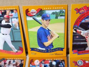 lot 236 image: Hand Collated 2002 Topps Baseball Card Set 1 - 719 This set contains Joe Mauers Rookie Card #622