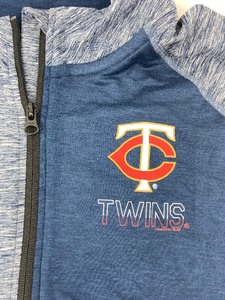 lot 65 image: MN Twins Quarter Zip Long-Sleeved Pull-Over and Matching T-Shirt - Both Size Large