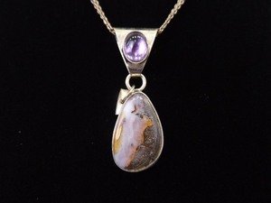 lot 10 image: .925 Sterling Silver Amethyst Cabochon Agate Pendant Necklace