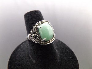 lot 40 image: .925 Sterling Silver Art Nouveau Jade Ring Size 6