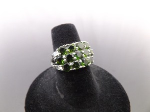 lot 42 image: .925 Sterling Silver Emerald Crystal Cluster Ring Size 6