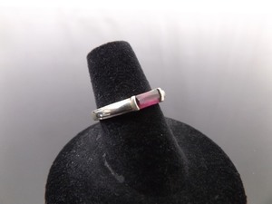 lot 55 image: .925 Sterling Oval Cut Garnet Ring Size 6