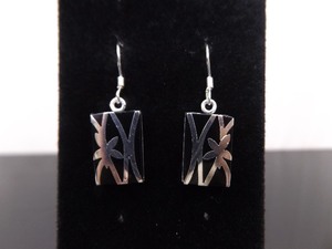 lot 89 image: .925 Sterling Silver Onyx Palm Tree Dangle Hook Earrings