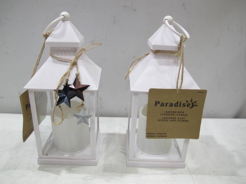 lot 915 image: NEW 2 Pack of Paradise Lighting Plastic Star Flameless Lanterns White