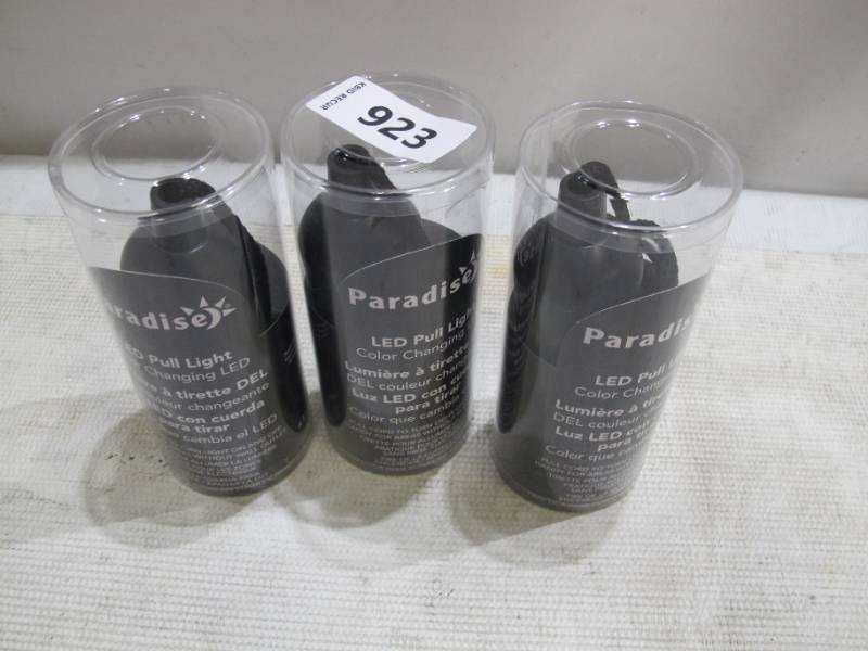 lot 923 image: NEW 3 Pack of PARADISE LIGHTING GL39899 LED COLOR CHANGING PULL CORD BULBS, COOL WHITE