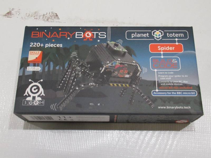 lot 937 image: BinaryBots Totem Spider - Smart Toy Robot - STEM Educational Build Coding Action