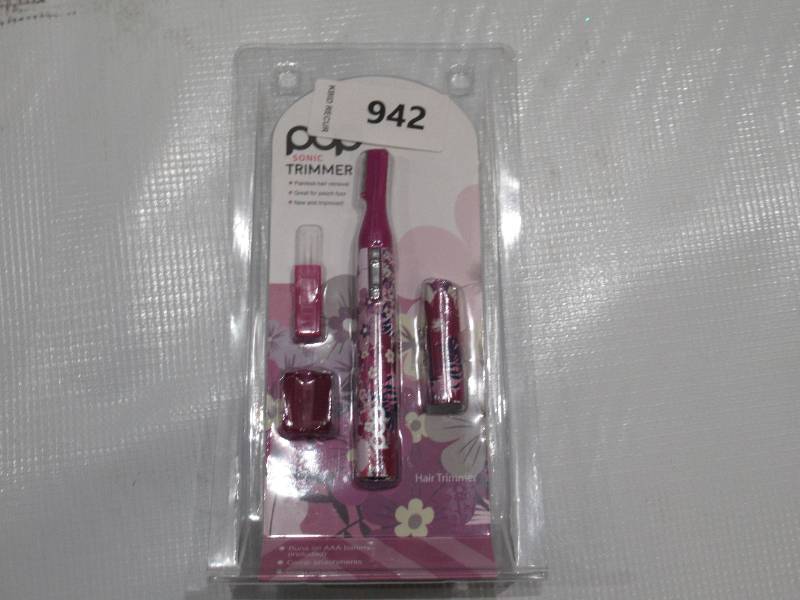 lot 942 image: POP Sonic Trimmer Purple Flower for Ears, Nose, Eyebrows, etc.