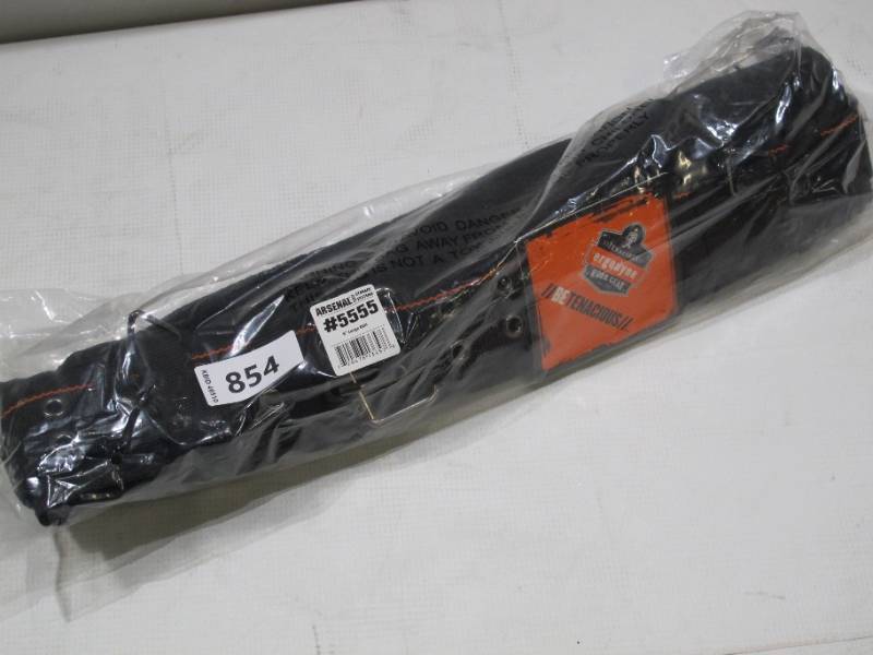 lot 854 image: NEW Ergodyne Arsenal 5555 5-Inch Padded Base Layer Work Belt - Black Large