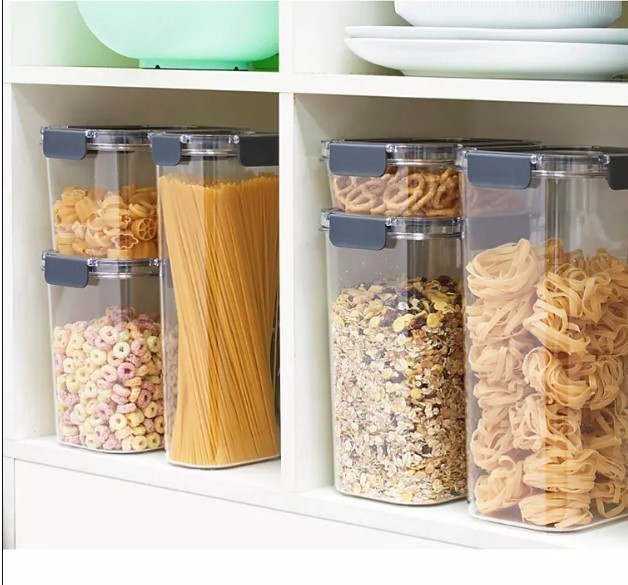 lot 585 image: NEW Members Mark 10-Piece Tritan Pantry Storage Container Set