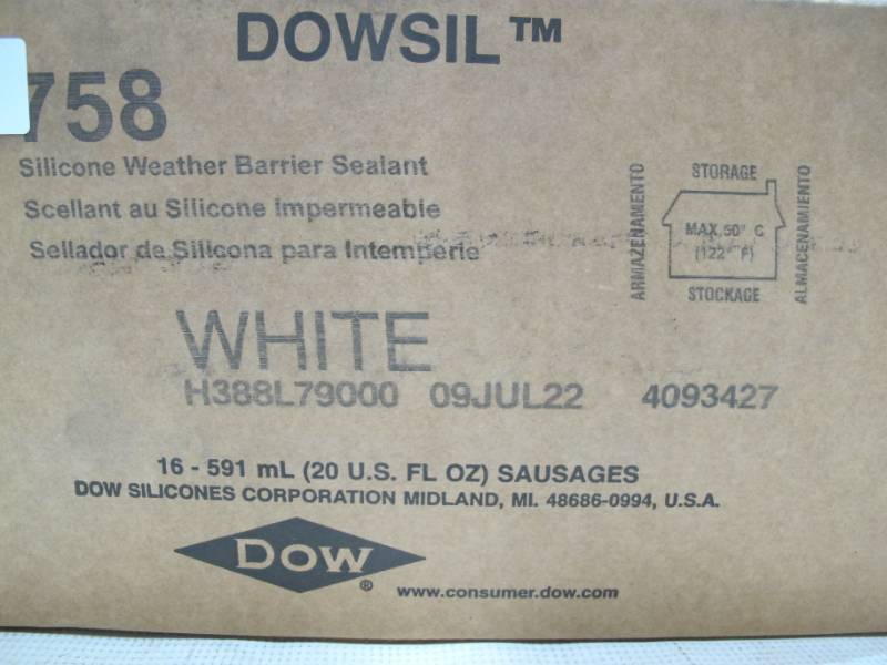 lot 559 image: NEW Case of 16 DOWSIL 758 Silicone Weather Barrier Sealant 20 oz Sausage Packs - WHITE