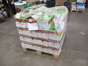 lot 433 image: Pallet of NEW boxes of Gotchu Korean Hot Sauce - 500 Packets per Box  35 Boxes