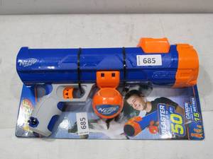 lot 685 image: NEW NERF Dog Tennis Ball Blaster with 1 Blaster Reload