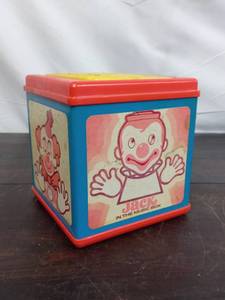 lot 81 image: Jack-In-The-Box