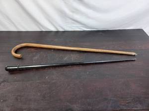 lot 88 image: Canes