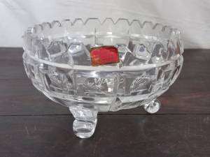 lot 99 image: Crystal Bowl