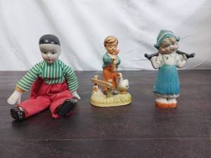 lot 102 image: Collection Of Figurines