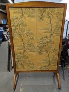 lot 10 image: Vintage Dressing Screen On Casters