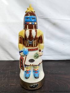 lot 12 image: Vintage Ezra Brooks Hopi Katchina No. 5 Decanter